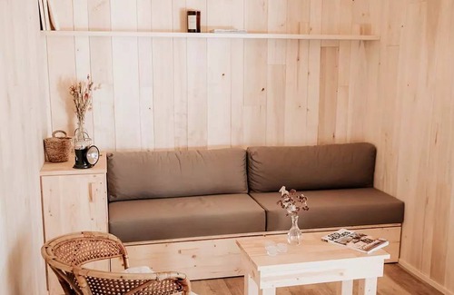 Saint-Amand-de-Coly Ski Chalet | 43 m² Chalet ∙ 2 bedrooms ∙ 6 guests