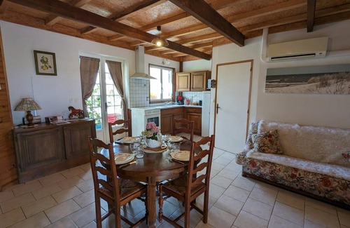 Saint-Sulpice-de-Cognac Cottage | 45 m² Cabin ∙ 2 bedrooms ∙ 4 guests