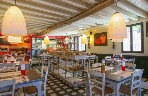 Le Barp Hotel | 45 m² Hotel ∙ 10 guests