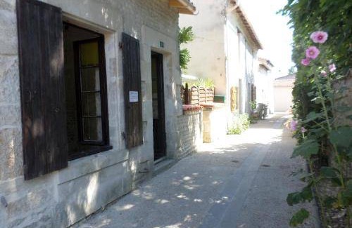Coulon House | 45 m² House ∙ 1 bedroom ∙ 4 guests