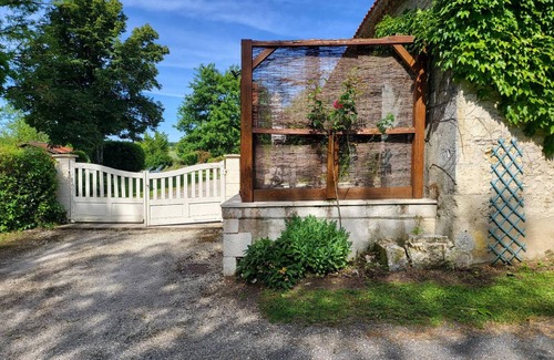 Ronsenac House | 450 m² House ∙ 13 bedrooms ∙ 28 guests