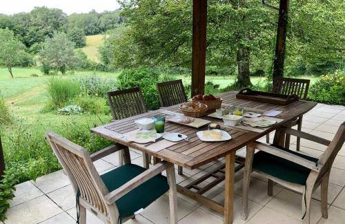 Saint-Pierre-de-Cole Bed & Breakfast | 46 m² Bed and breakfast ∙ 2 guests
