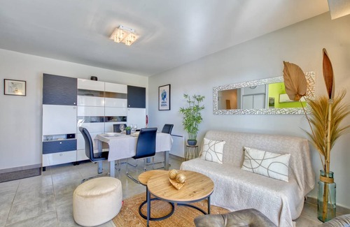 Royan Apartment | 48 m² Apartment ∙ 2 bedrooms ∙ 4 guests