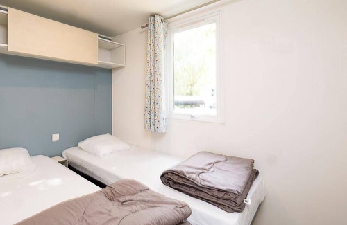 Saint-Aulaye-Puymangou House | 48 m² Mobile home ∙ 2 bedrooms ∙ 8 guests