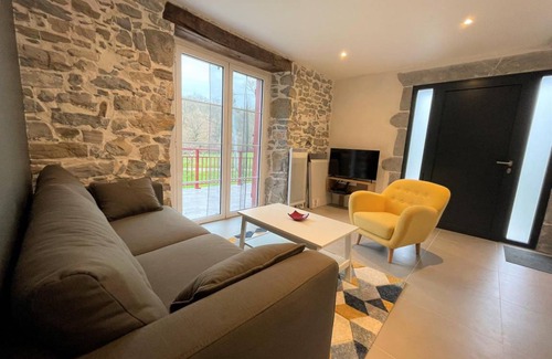 Ainhice-Mongelos House | 49 m² Gîte ∙ 1 bedroom ∙ 2 guests
