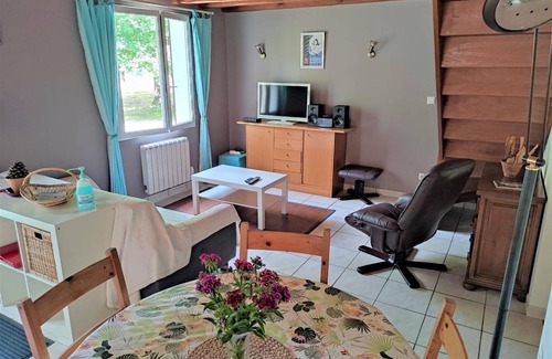 Sainte-Eulalie-en-Born House | 50 m² Gîte ∙ 1 bedroom ∙ 3 guests