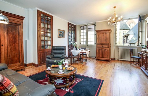 Sarlat-la-Caneda Historic Center Apartment | 50 m² Apartment ∙ 1 bedroom ∙ 2 guests
