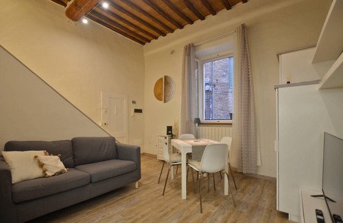 Siena Historical Center Apartment | 50 m² Apartment ∙ 2 bedrooms ∙ 4 guests