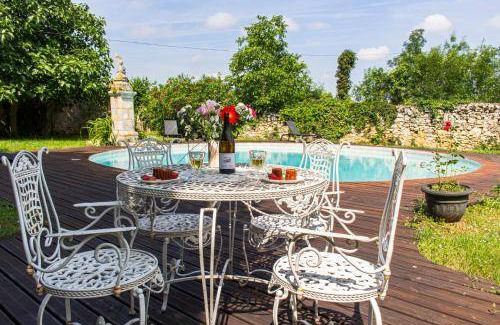 Nerac Bed & Breakfast | 500 m² Bed and breakfast ∙ 5 bedrooms ∙ 10 guests