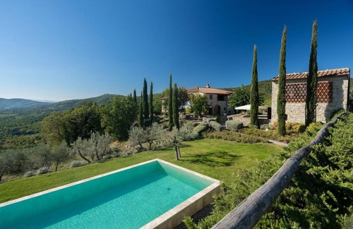 Bucine Villa | 500 m² Villa ∙ 5 bedrooms ∙ 12 guests