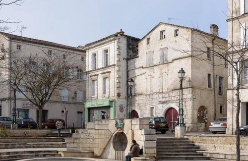 Angouleme Apartment | 52 m² Apartment ∙ 4 guests