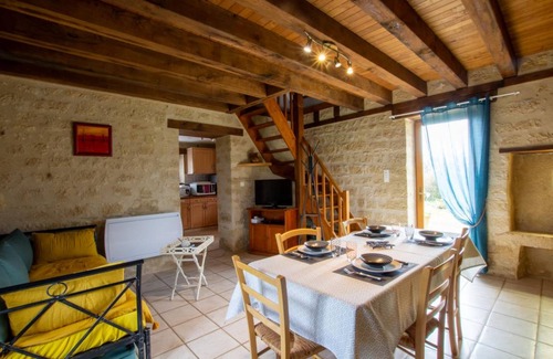 Granges-dAns House | 52 m² Gîte ∙ 2 bedrooms ∙ 4 guests