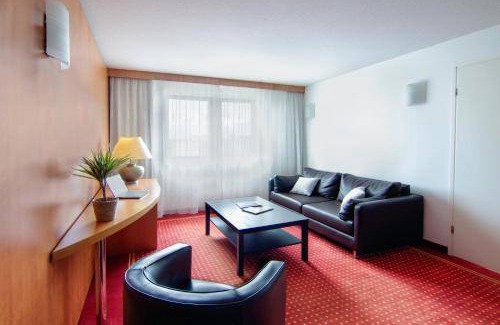 Merignac Apartment | 52 m² Serviced apartment ∙ 8 guests