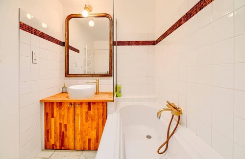 Hotel de Ville - Quinconces Apartment | 53 m² Apartment ∙ 1 bedroom ∙ 2 guests