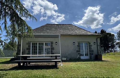 Brive-la-Gaillarde House | 55 m² Gîte ∙ 2 bedrooms ∙ 4 guests
