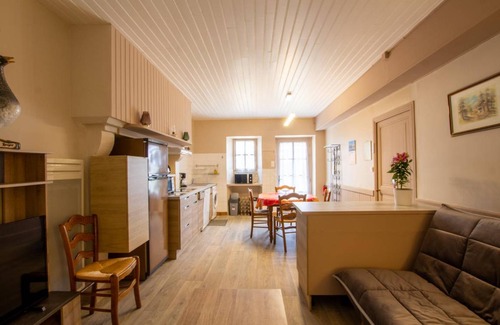 Cornille House | 55 m² Gîte ∙ 2 bedrooms ∙ 4 guests