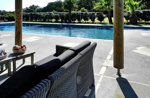 Saint-Laurent-de-Gosse House | 550 m² House ∙ 10 bedrooms ∙ 18 guests