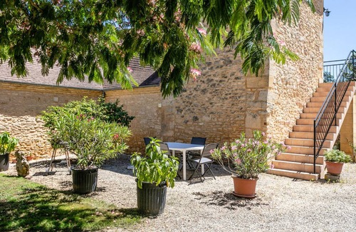 Saint-Crepin-et-Carlucet Apartment | 60 m² Apartment ∙ 1 bedroom ∙ 2 guests