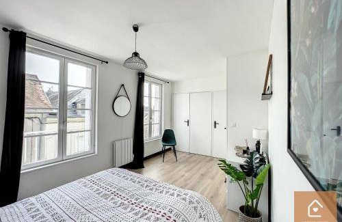 Chatellerault Apartment | 60 m² Apartment ∙ 2 bedrooms ∙ 4 guests