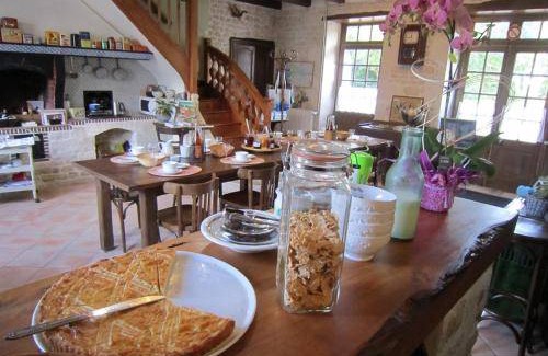 Puyravault Bed & Breakfast | 60 m² Bed and breakfast ∙ 2 bedrooms ∙ 5 guests