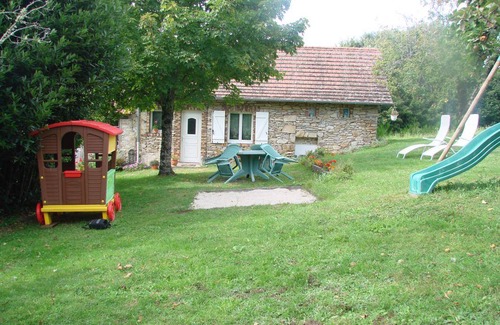 Sainte-Fortunade House | 60 m² Gîte ∙ 2 bedrooms ∙ 4 guests