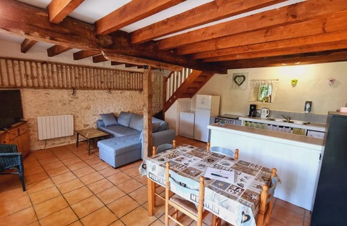 Saint-Just-Luzac House | 60 m² House ∙ 2 bedrooms ∙ 4 guests