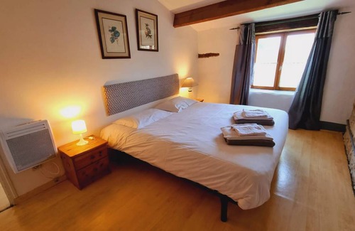 Saint-Just-Luzac House | 60 m² House ∙ 2 bedrooms ∙ 4 guests