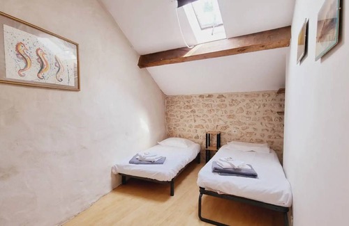 Saint-Just-Luzac House | 60 m² House ∙ 2 bedrooms ∙ 4 guests