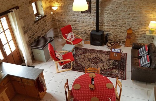 Asnois House | 60 m² House ∙ 2 bedrooms ∙ 4 guests