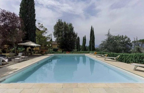 Vicchio House | 600 m² House ∙ 6 bedrooms ∙ 14 guests