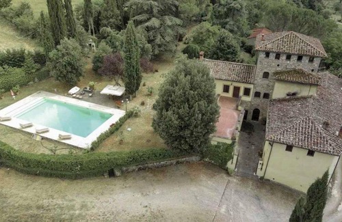 Vicchio House | 600 m² House ∙ 6 bedrooms ∙ 14 guests
