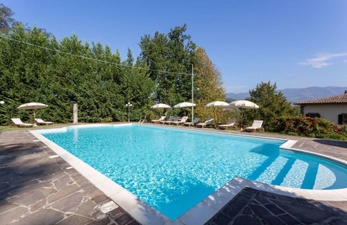 Vicchio Villa | 600 m² Villa ∙ 10 bedrooms ∙ 20 guests