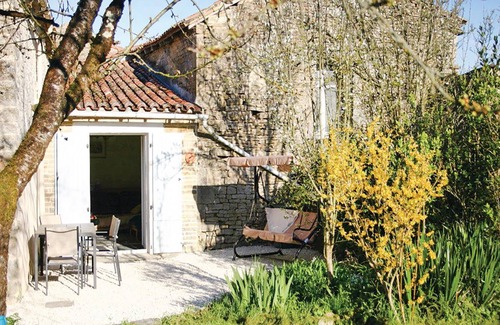 Paizay-Naudouin-Embourie House | 61 m² Maisonette ∙ 1 bedroom ∙ 2 guests