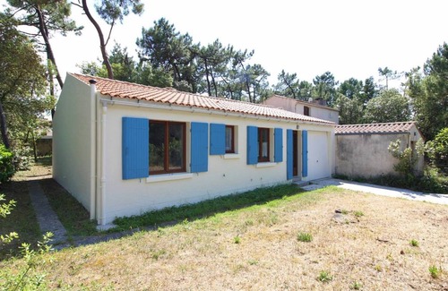 Domino House | 61 m² House ∙ 3 bedrooms ∙ 5 guests