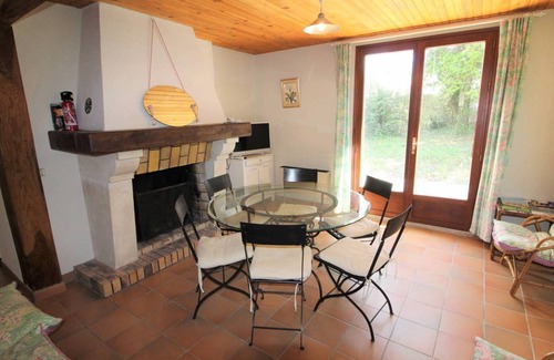 Domino House | 61 m² House ∙ 3 bedrooms ∙ 5 guests
