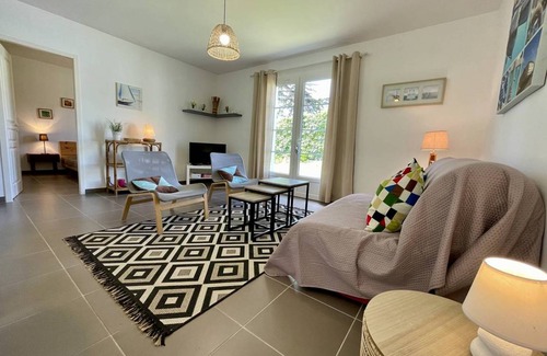 Domino House | 62 m² House ∙ 2 bedrooms ∙ 4 guests
