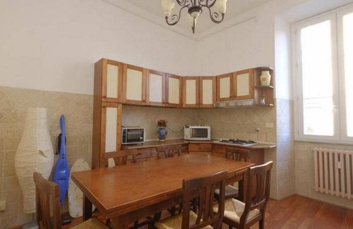 Noailles Apartment | 64 m² Apartment ∙ 1 bedroom ∙ 2 guests