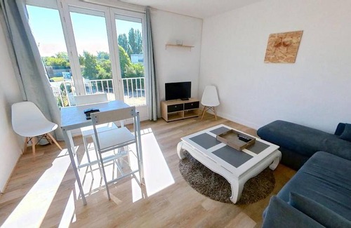 Villenave-d'Ornon Resort | 64 m² Private room ∙ 1 bedroom ∙ 1 guest