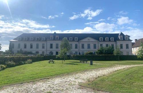Orthez Apartment | 65 m² Apartment ∙ 2 bedrooms ∙ 5 guests