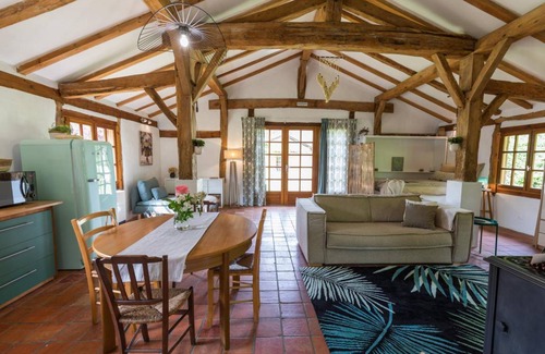 Ousse-Suzan House | 65 m² Gîte ∙ 1 bedroom ∙ 2 guests
