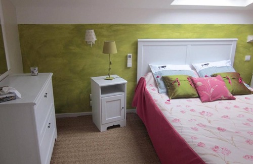 Ozillac House | 65 m² House ∙ 2 bedrooms ∙ 4 guests