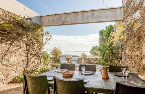 Cap Benat House | 68 m² House ∙ 2 bedrooms ∙ 5 guests