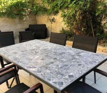 Angouleme Apartment | 68 m² Serviced apartment ∙ 4 guests