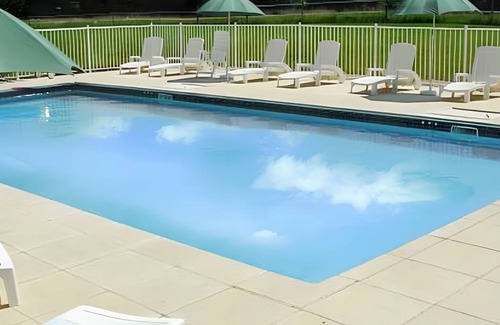 Saint-Vincent-la-Chatre House | 70 m² House ∙ 2 bedrooms ∙ 6 guests