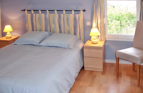 Saint-Vincent-la-Chatre House | 70 m² House ∙ 2 bedrooms ∙ 6 guests