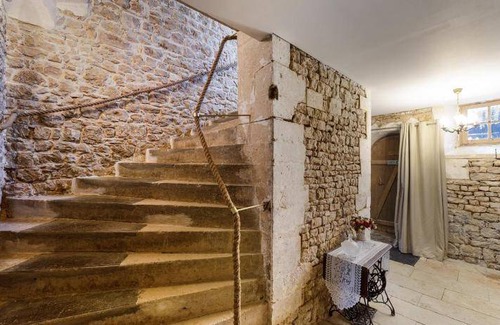 Saivres Apartment | 70 m² Apartment ∙ 2 bedrooms ∙ 4 guests