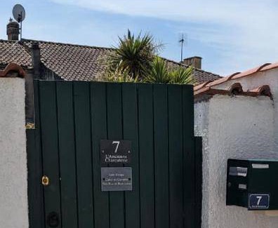 Buzet-sur-Baise Bed & Breakfast | 70 m² Bed and breakfast ∙ 2 bedrooms ∙ 4 guests