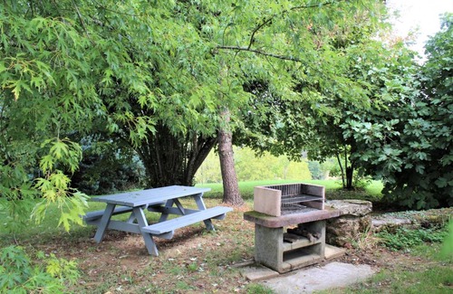 Saint-Amand-de-Belves House | 70 m² Gîte ∙ 3 bedrooms ∙ 6 guests