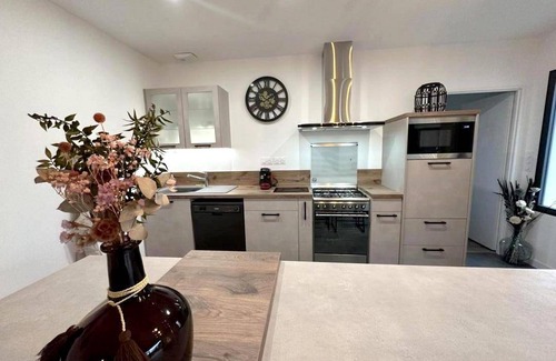 Roquefort House | 70 m² Gîte ∙ 2 bedrooms ∙ 4 guests
