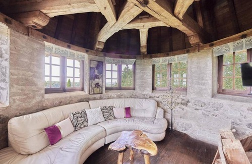 Le Puy House | 70 m² House ∙ 2 bedrooms ∙ 4 guests